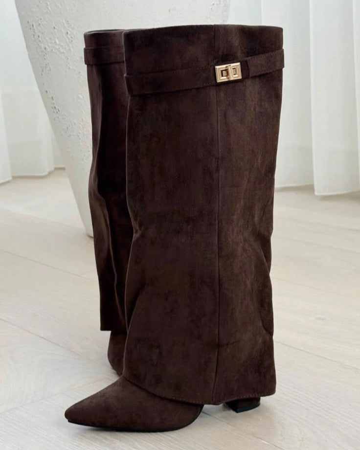 SUEDE BOOTS — BROWN