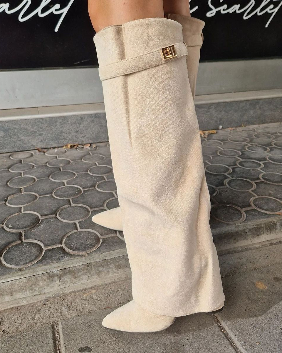 SUEDE BOOTS — CREAM