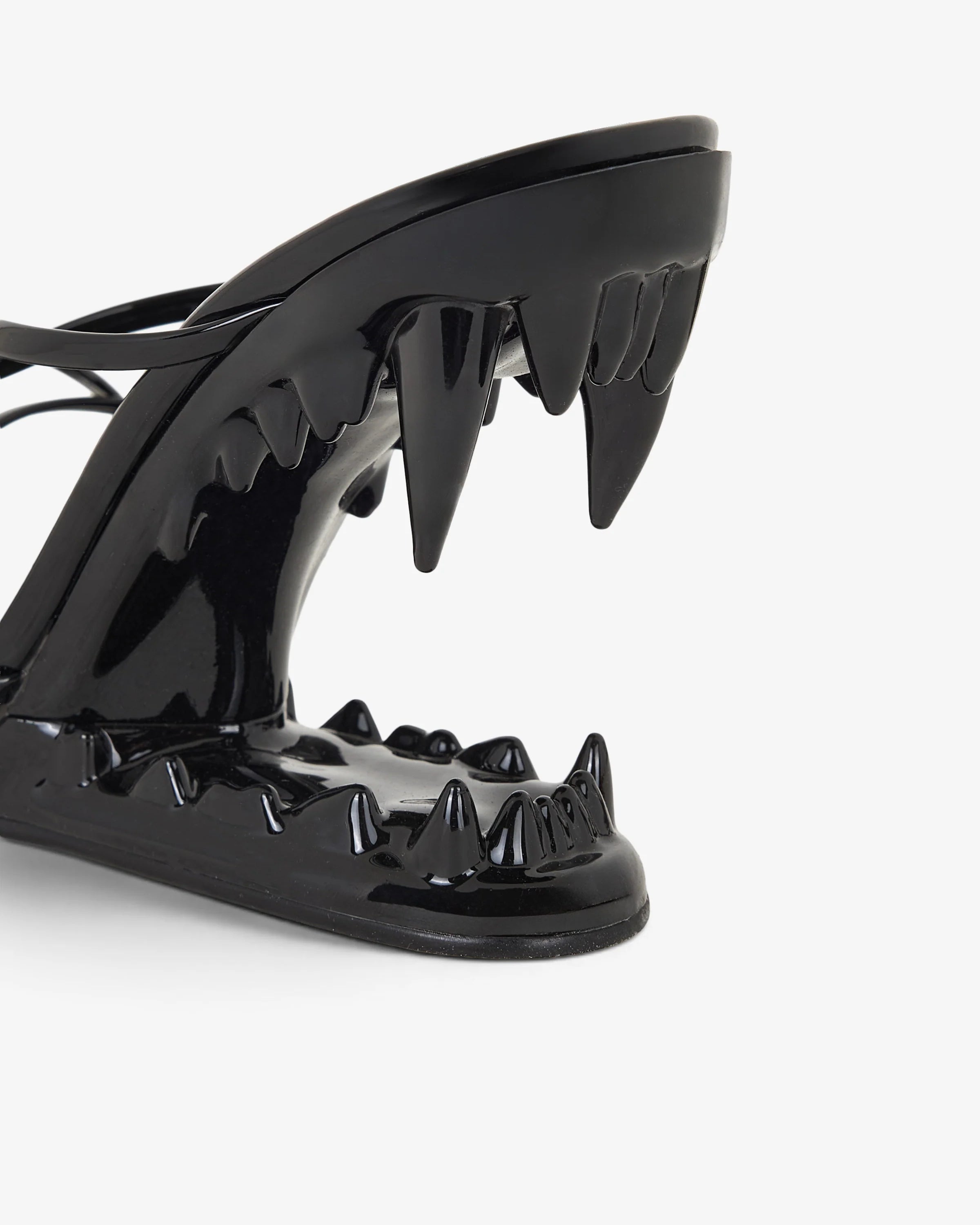 VELVET HEELS — BLACK