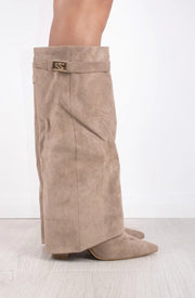 SUEDE BOOTS — BEIGE
