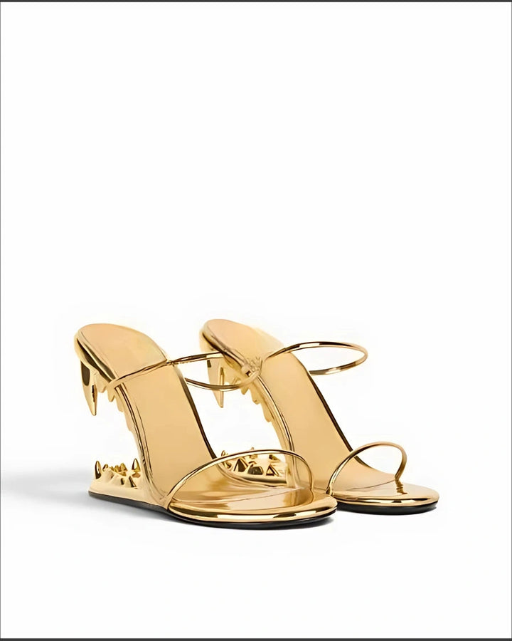 SCARLET HEELS — GOLD