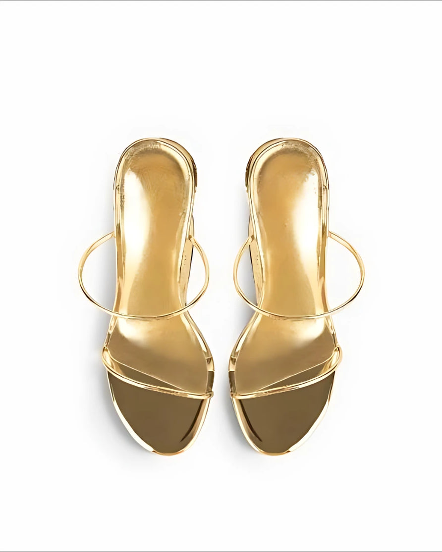 talons-scarlet-1